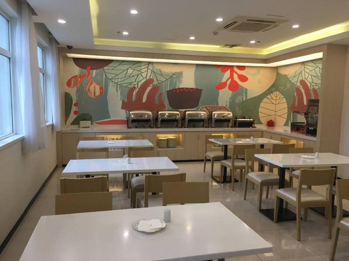 汉庭长沙迎宾路地铁站酒店 外观 照片